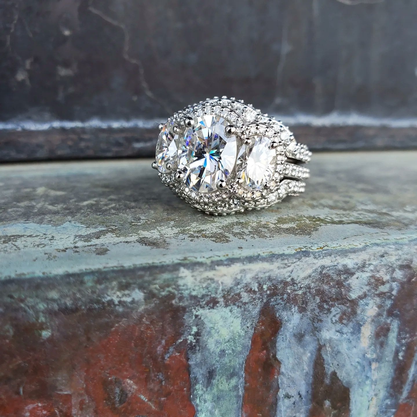14k White Gold Halo